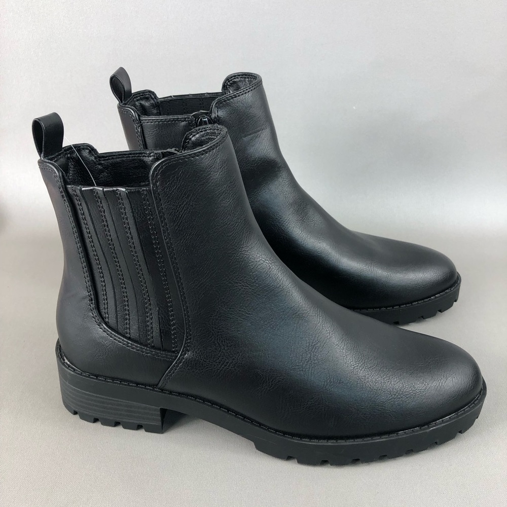 Time and Tru Black Chelsea Ankle Boots